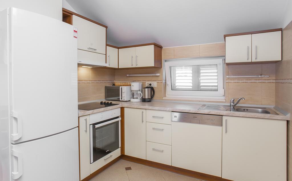 לומבארדה Apartments Villa Maris חדר תמונה