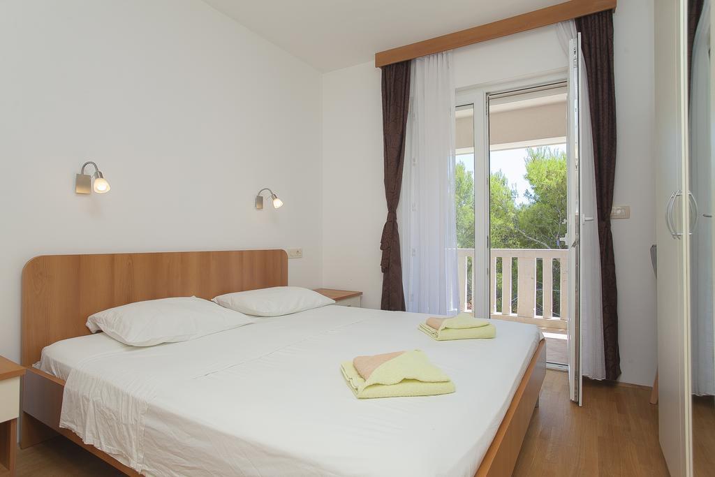 לומבארדה Apartments Villa Maris חדר תמונה