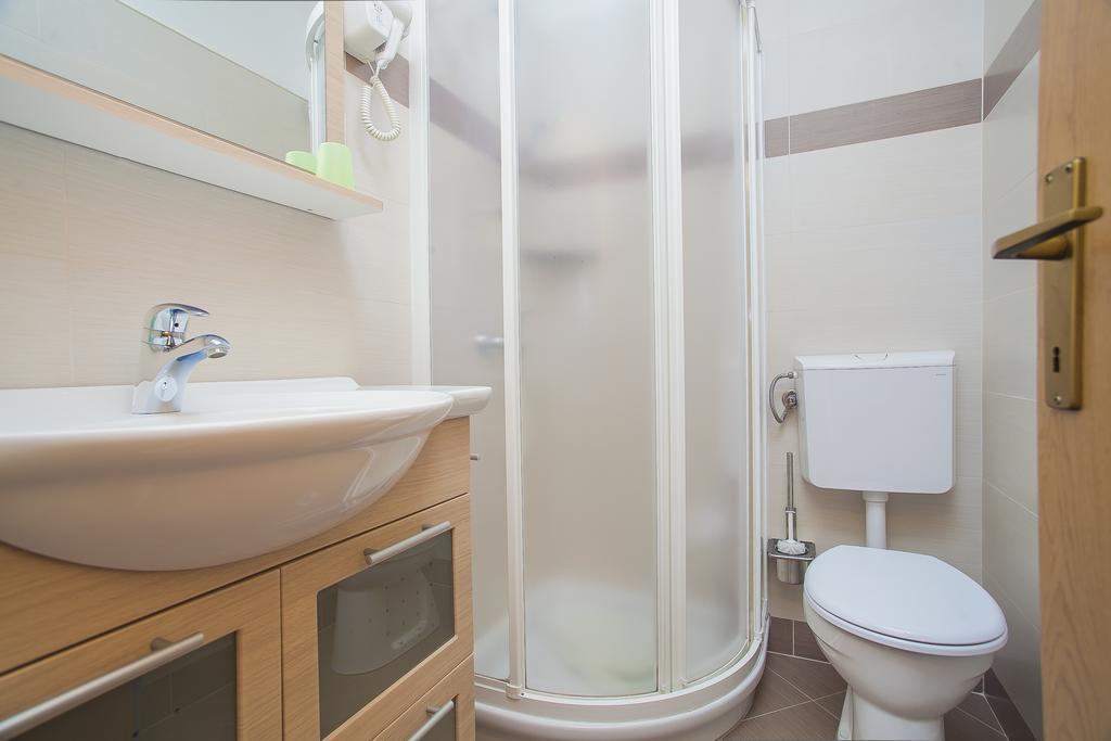 לומבארדה Apartments Villa Maris חדר תמונה