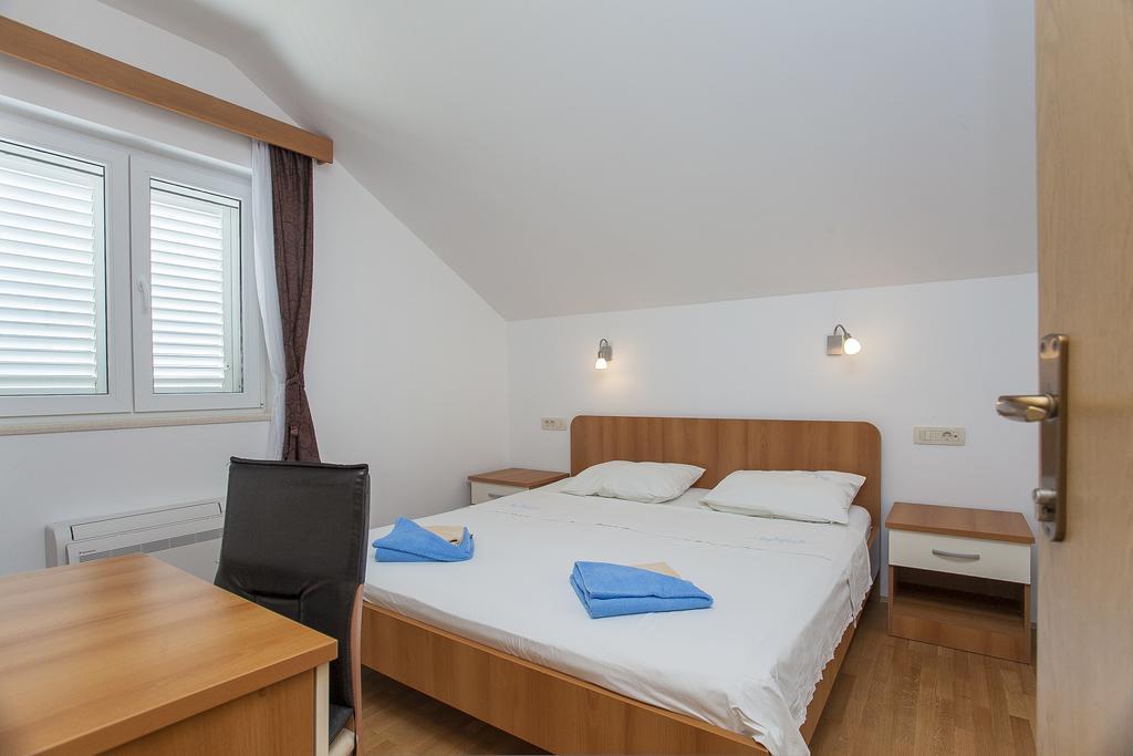 לומבארדה Apartments Villa Maris חדר תמונה